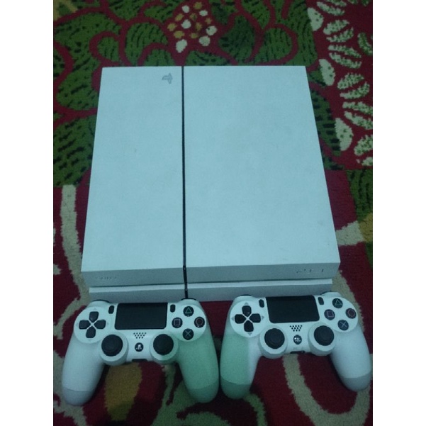 PS4 FAT Seri 12 500gb - Putih