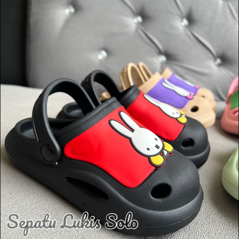 SANDAL BAIM ANAK MOTIF KELINCI FUJI