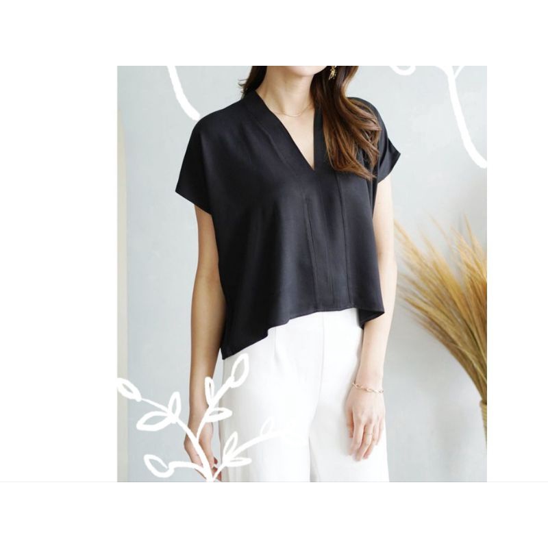 Blouse Casual Nokha V Neck Crinkle Airflow Atasan Blouse Kekinian