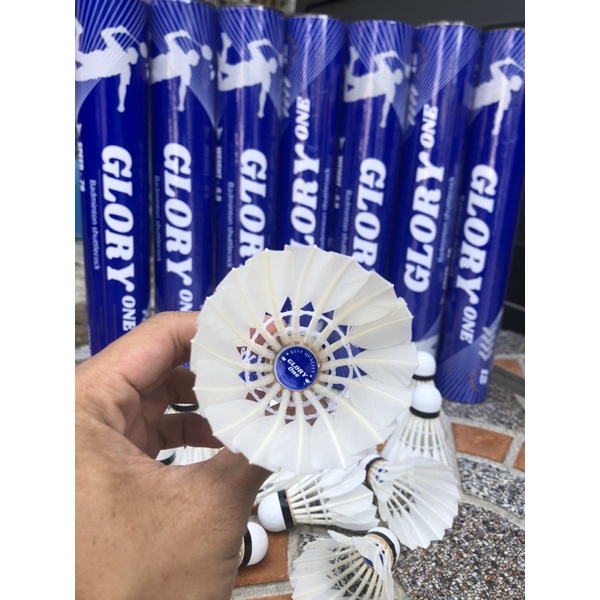 Glory shuttlecock