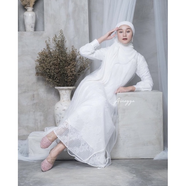 Lubna Dress by Ainayya