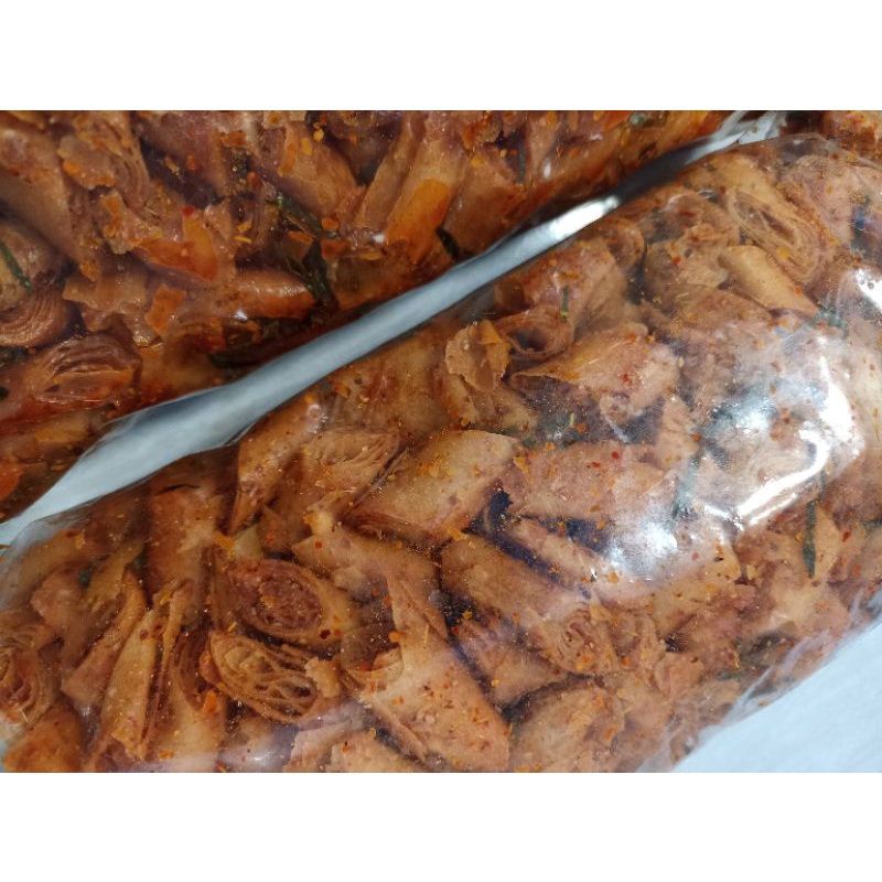 

lumpia kering pedas lumring daun jeruk