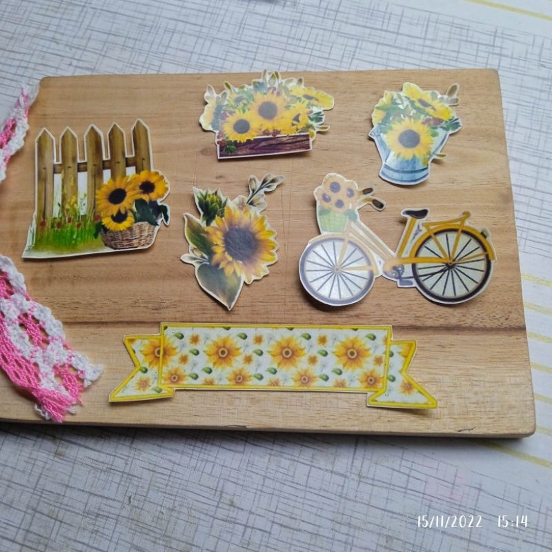 

flower stickers/ journal stuff/ flower sticker journal decoration