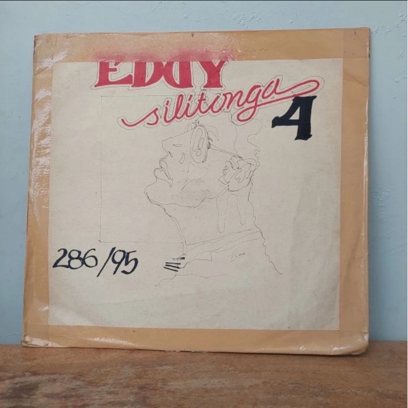 Vinyl Piringan Hitam 12 inch Eddy Silitonga