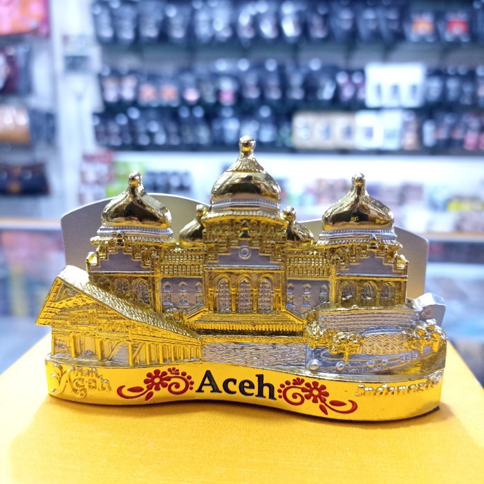 

Name card meja motif khas Aceh / Tempat kartu nama motif khas Aceh