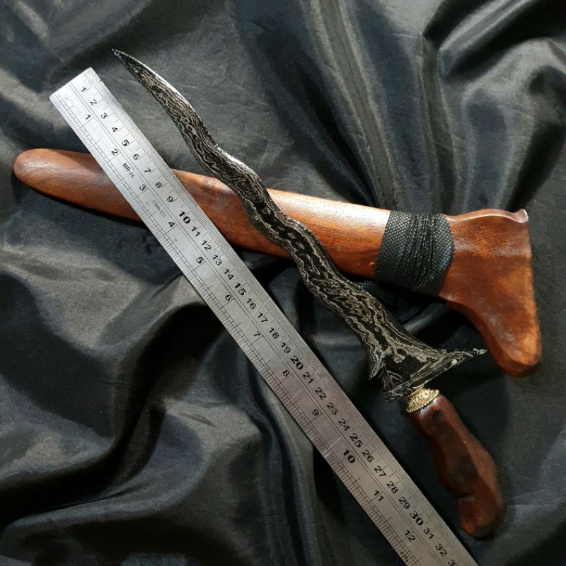 Keris Patrem Megantoro Luk 7