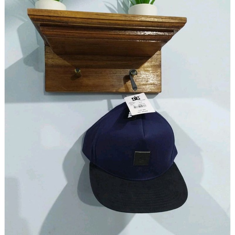 snapback DC original