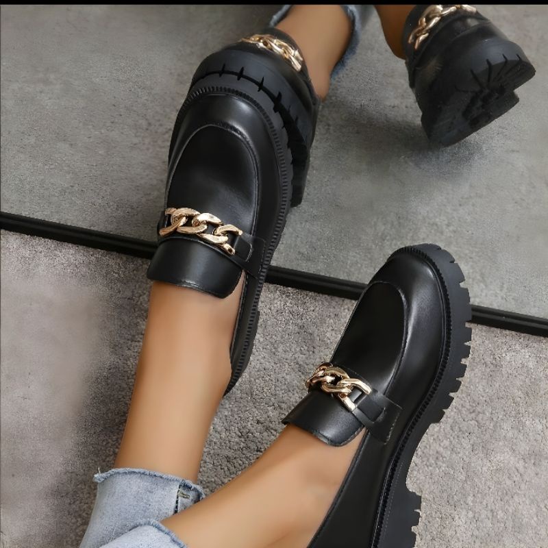 Sepatu Docmart Wanita Hitam Fashion Rantai Gold Premium Quality Jessy 09 Flat Loafers Kulit Slip On Ootd Remaja Kekinian Bisa Cod