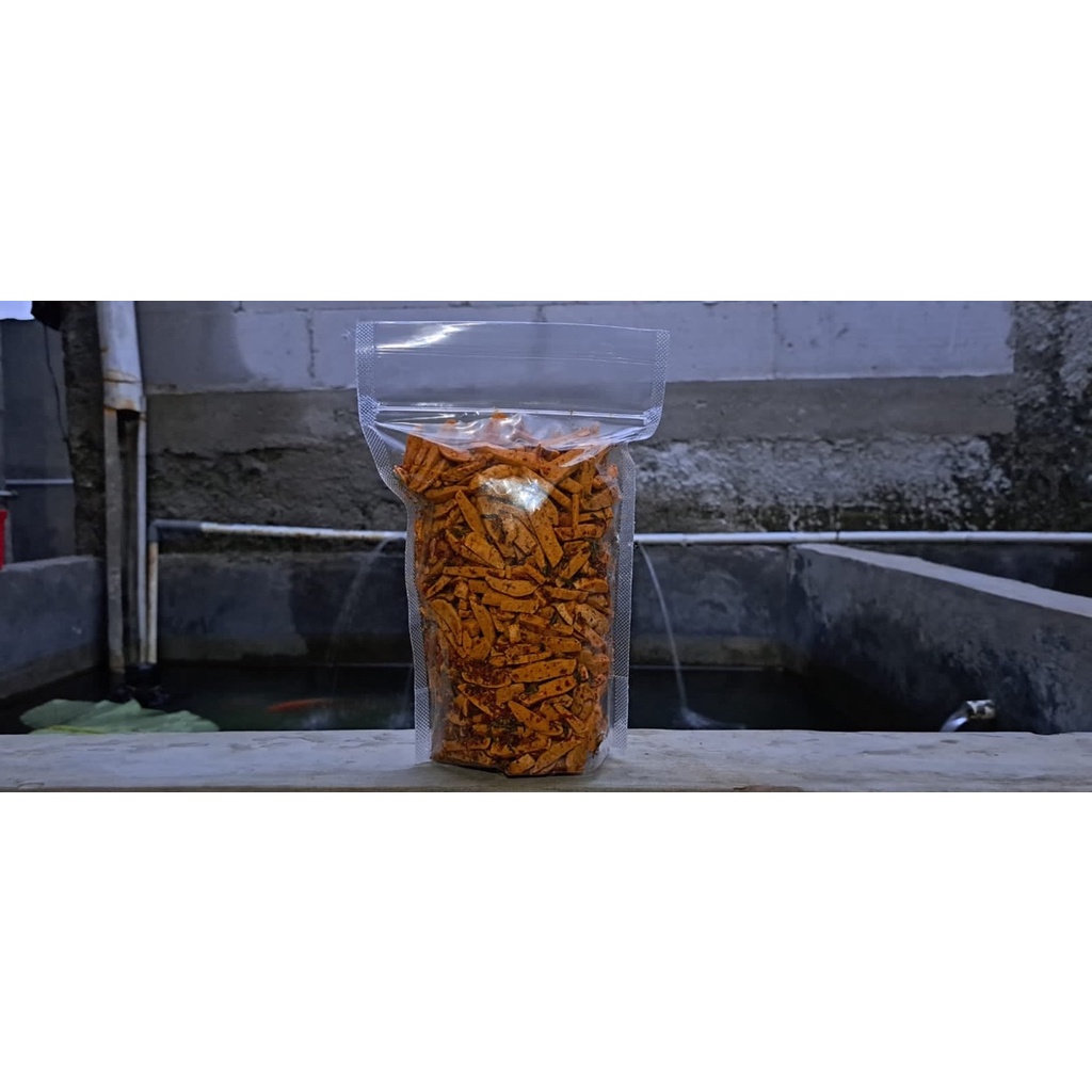 

makanan viral basreng kriuk rasa pedas daun jeruk (terdaftar BPOM)