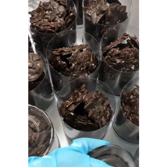 

Coklat Almond
