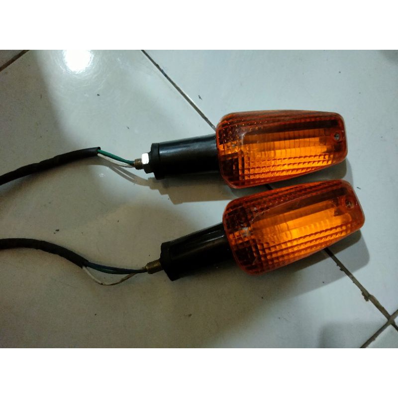 lampu sen satu set cb 400