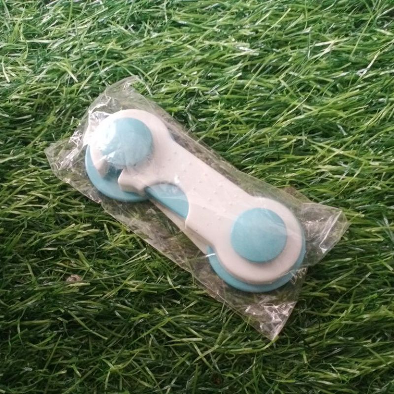 Pengaman Pintu Lemari (selot)