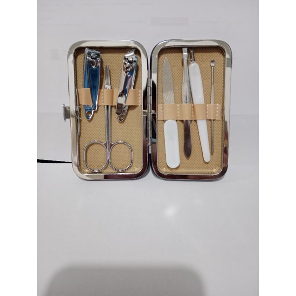 Menicure Pedicure Set / Gunting kuku set