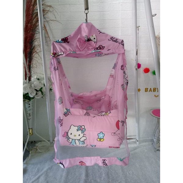 ayunan bayi set karakter