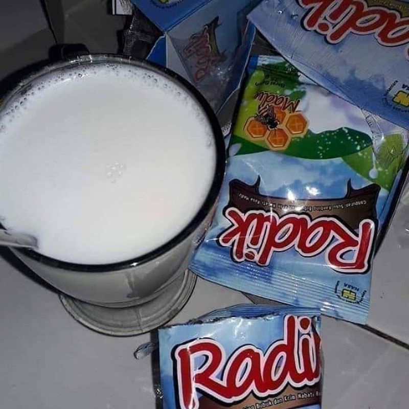 

SUSU KAMBING ETAWA BUBUK SUSU PENAMBAH NAFSU MAKAN SUSU RADIK RADIKMA RADIKCO NASA SUSU COKLAT SUSU MADU