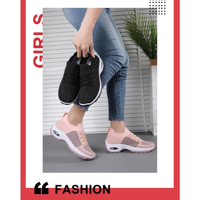 Sepatu Sneakers Wanita Slipon Simple Trendy - 518