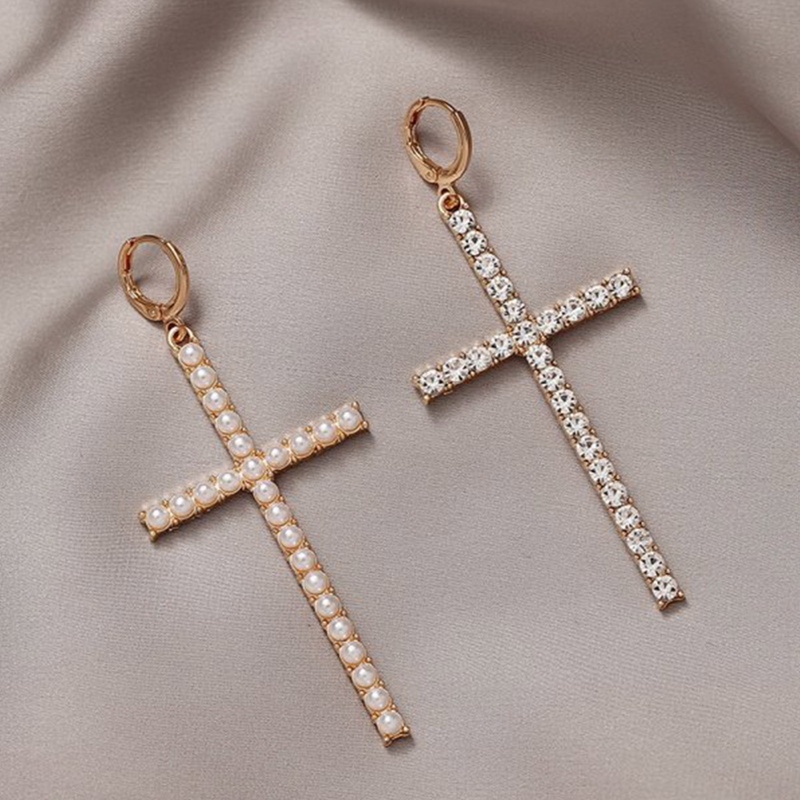 Fancyqube Fashion Mutiara Anting Salib Fashion Untuk Wanita Retro Hip Hop Asimetris Liontin Anting Earrings Kepribadian Liburan Ulang Tahun Perhiasan