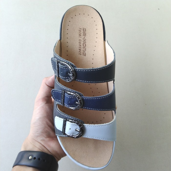 Comfort Sandal Kesehatan Wanita Dr Kong Blue Ladies S8000226 - W .Letha