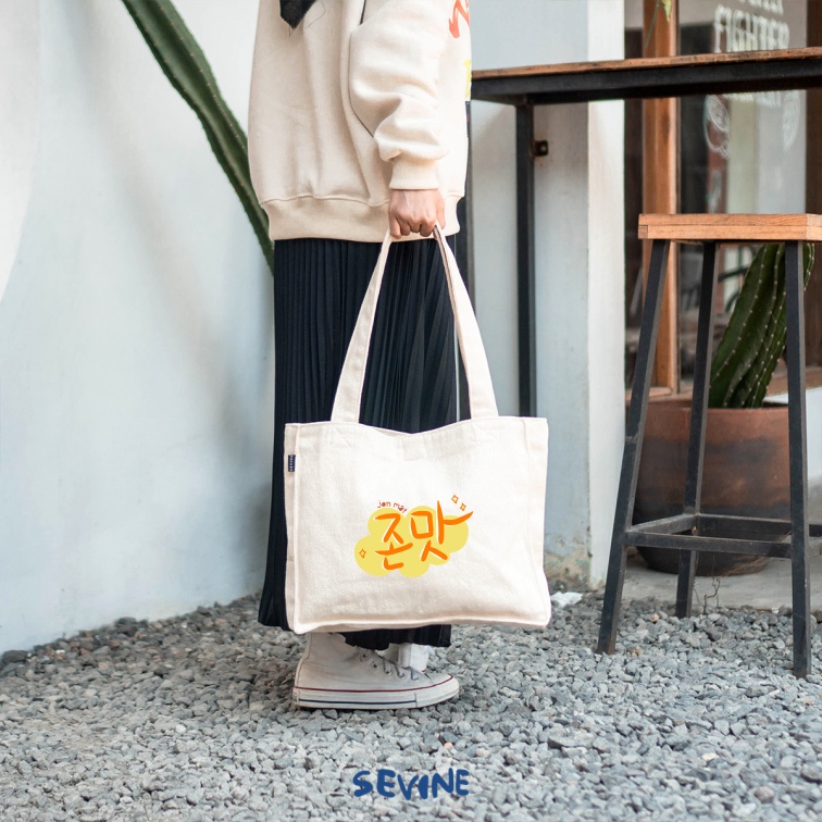 Sevine Totebag Kanvas Daisy Tas Wanita Tote Bag Kantong Laptop Kuliah Sekolah Kerja Aesthetic Korean Typography Style - EF