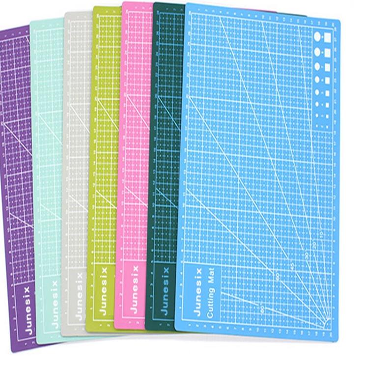 

Dijamin Irit A3/A4 PVC Cutting Mat Cutting Pad Board Double-sided DIY Tool Cutting Board-Papan