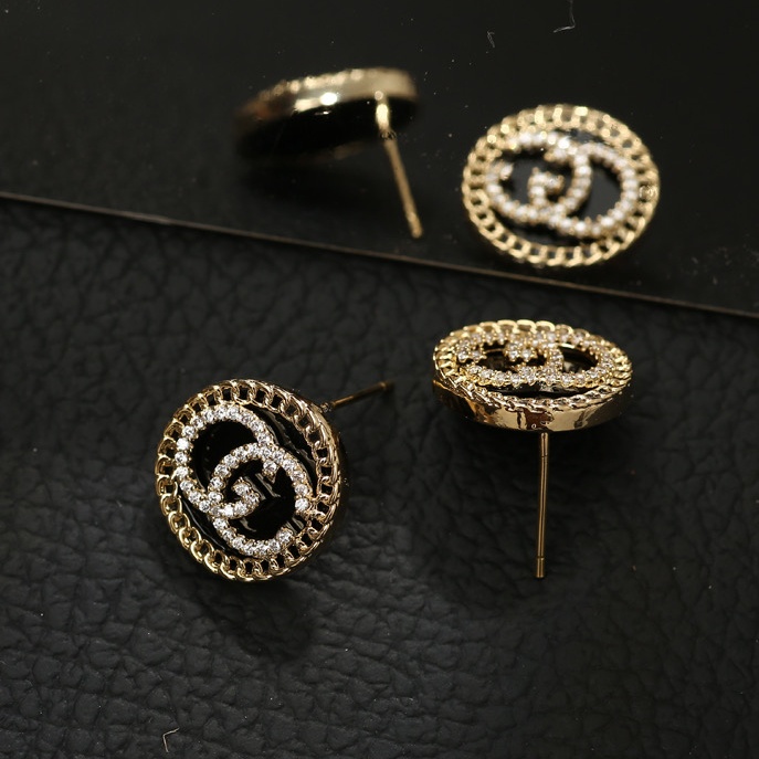 Huruf Berlian Anting Fashion Retro Perancis Cahaya Mewah Gaya Baru Indah Anting Cincin