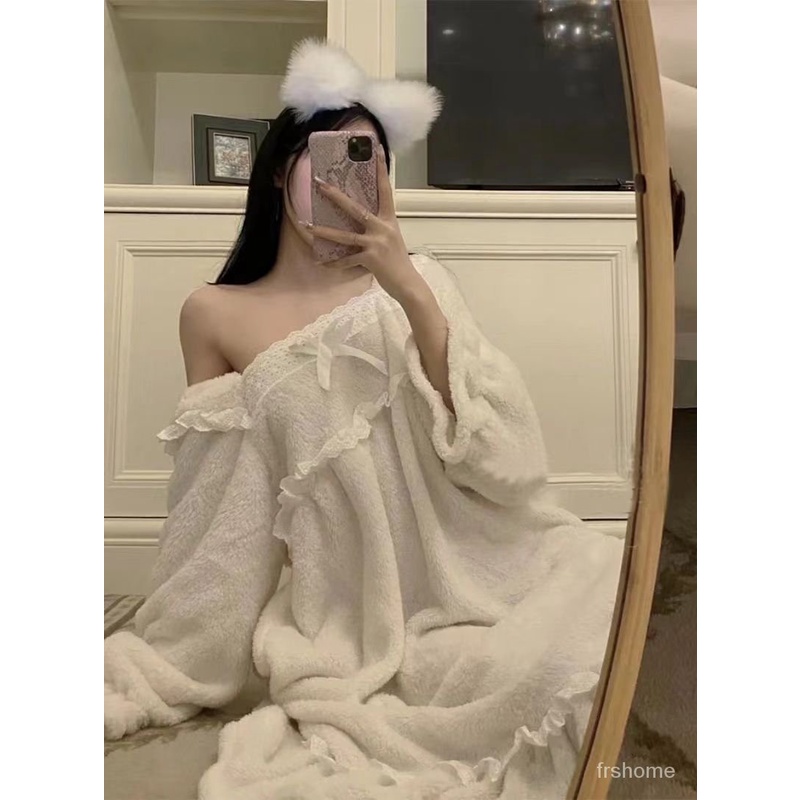 Busur dasi koral beludru piyama wanita musim dingin 2022 baju tidur panjang flanel manis baru yang d