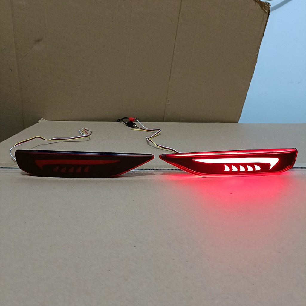 Jual Lampu Reflektor Bumper Mata Kucing Cahaya Belakang Mobil Rear