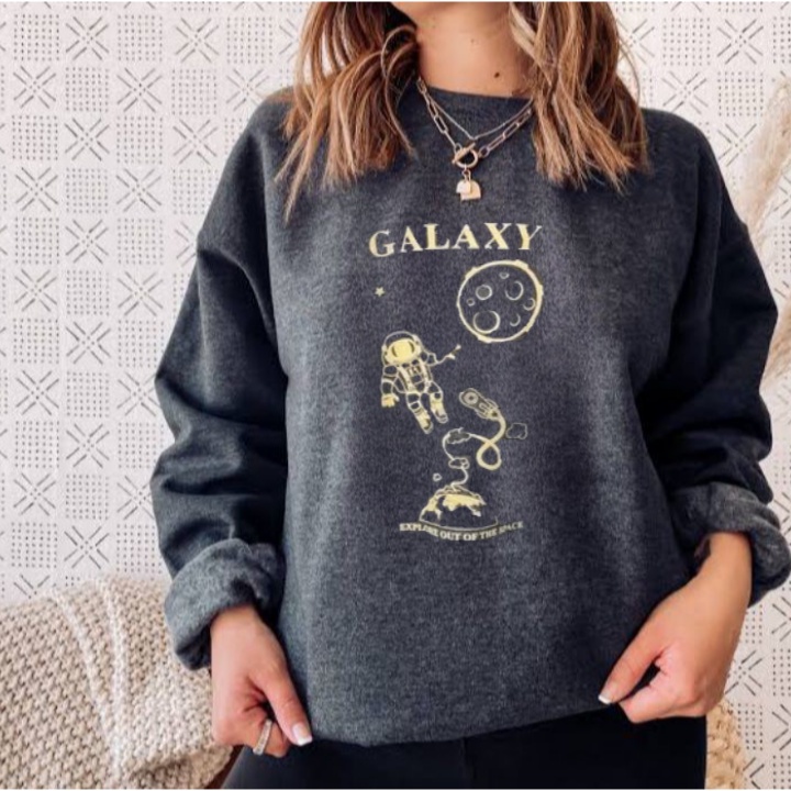 Sweater Crewneck Oblong GALAXY ASTRONOT Pakaian Outerwear Pria Wanita Kasual OOTD Fashion Kekinian Korean Style