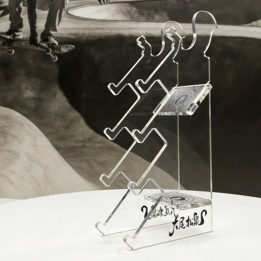 Ekor Besar Tupai Ujung Jari Skateboard Longboard Display Stand Ornamen Jahitan Vertical Display Storage Rak Kecil