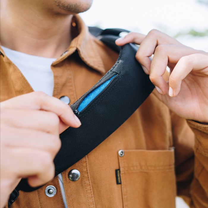 Wanderlust Shoulderbag Tas Bahu Crossbodybag Tas Selempang Phila Black