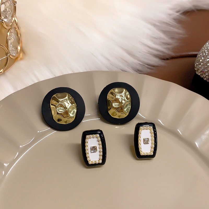 Anting Pejantan Perak S925 Hitam Anting Temperamen Perancis Anting Trendi Baru Untuk Wanita
