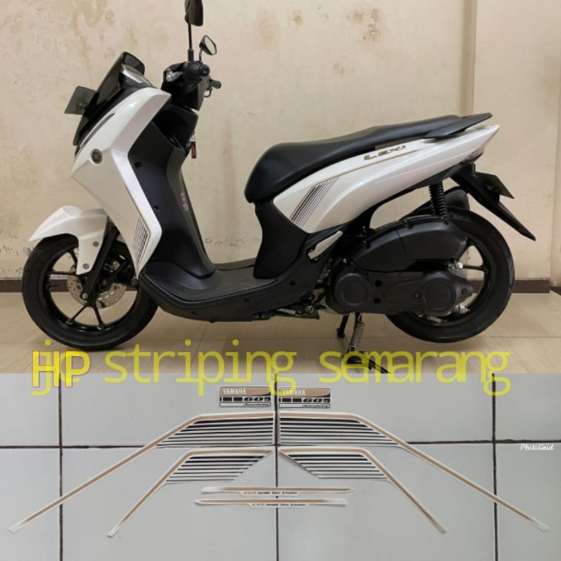 Striping Yamaha Lexi 125 th 2022 Putih