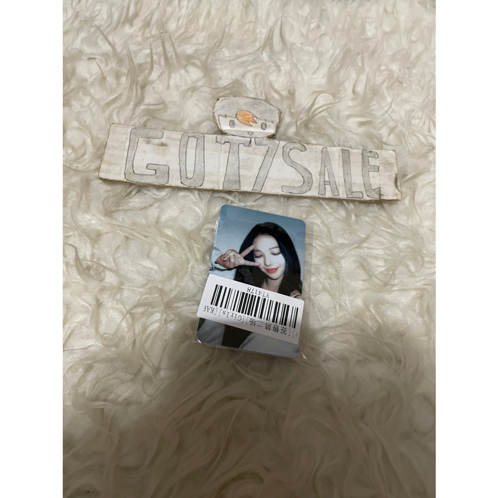 AESPA - GIRLS KMS PHOTOCARD KARINA  / KARINA KMS R2 V1 / KMS AESPA GIRLS ROUND 2 KARINA