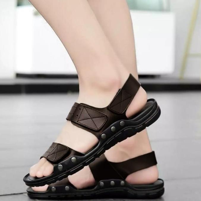 Harga Termurah Sandal Pria Beli 1 Gratis 1 Sandal Gunung Terbaru/Sandal Outdoor//Sandal Kulit Pria//