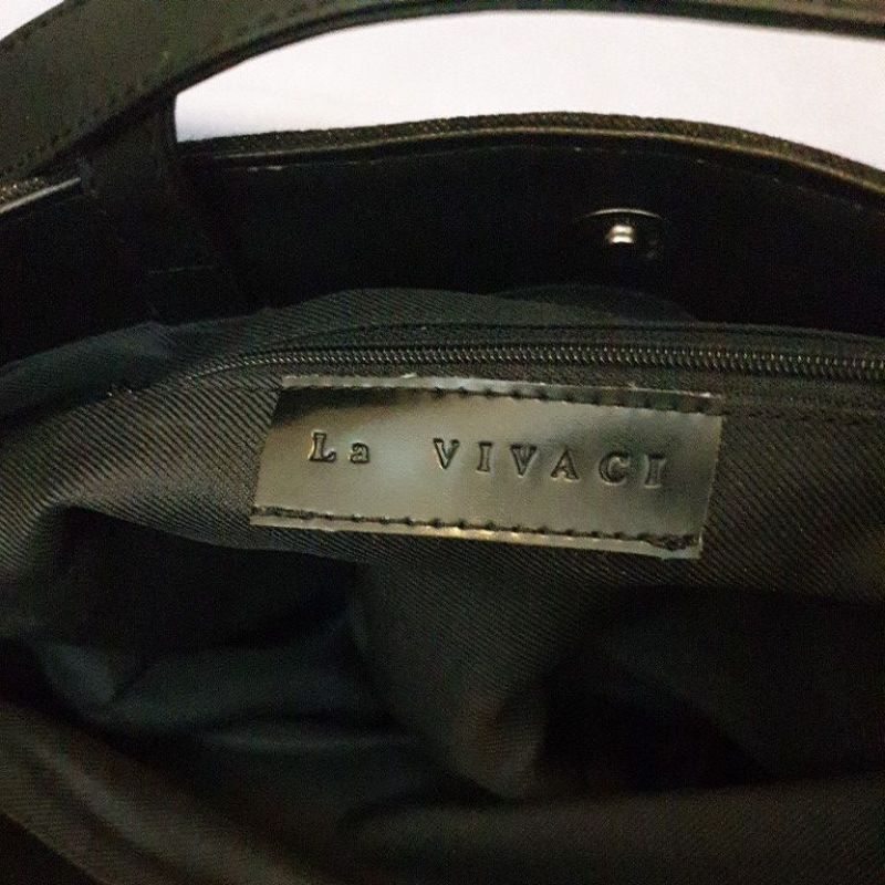 TAS VIVACI PRELOVED ORI