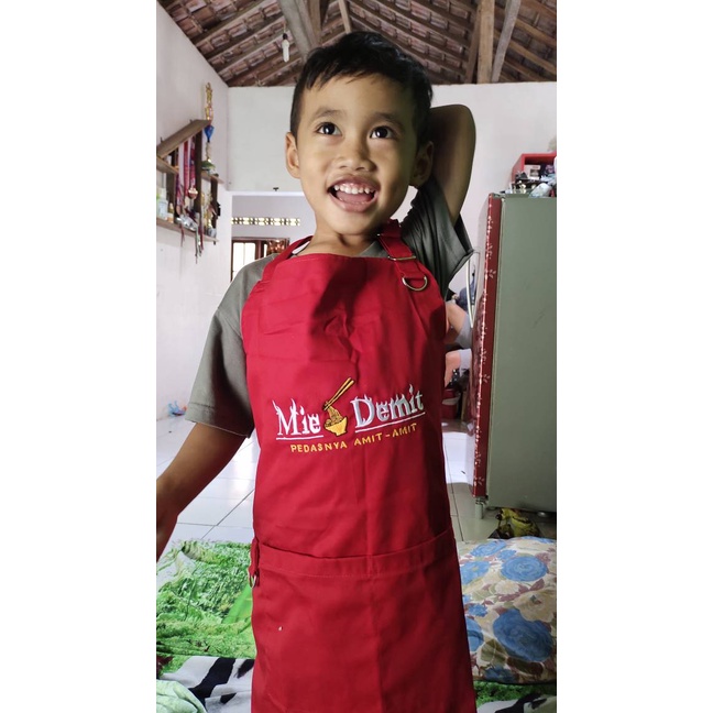 Celemek Celmek Clemek Apron BORDIR CUSTOM NAMA LOGO GAMBAR Bahan Drill Halus Premium Barista Warna HIJAU KREM MERAH HITAM