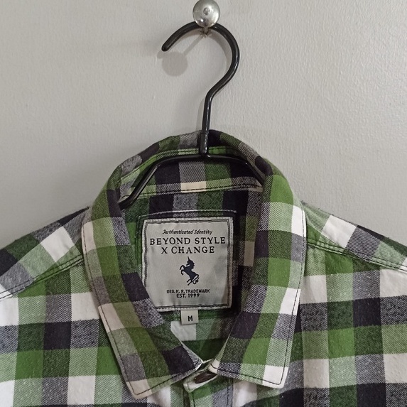 Kemeja Flanel Beyond Style x Change Kemeja Second Branded