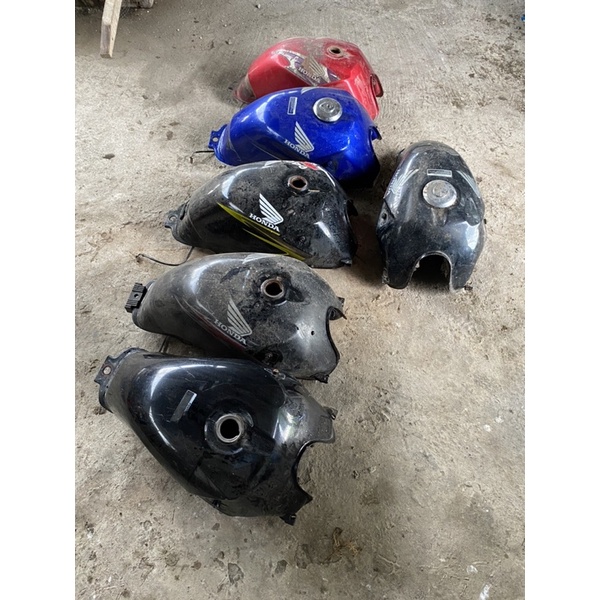 Tangki Tiger Revo tirev Original copotan motor bukan tilam/tiger lama.