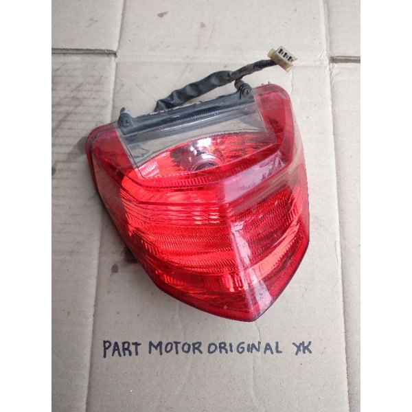 stoplamp lampu belakang cb150r cb150 old original