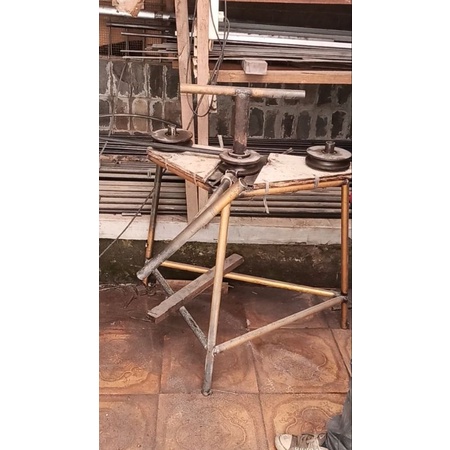 alat roll besi tekuk beton rotan plat streplat bambu mata matrass matras pipa hollow as 1 inchi 1/2 