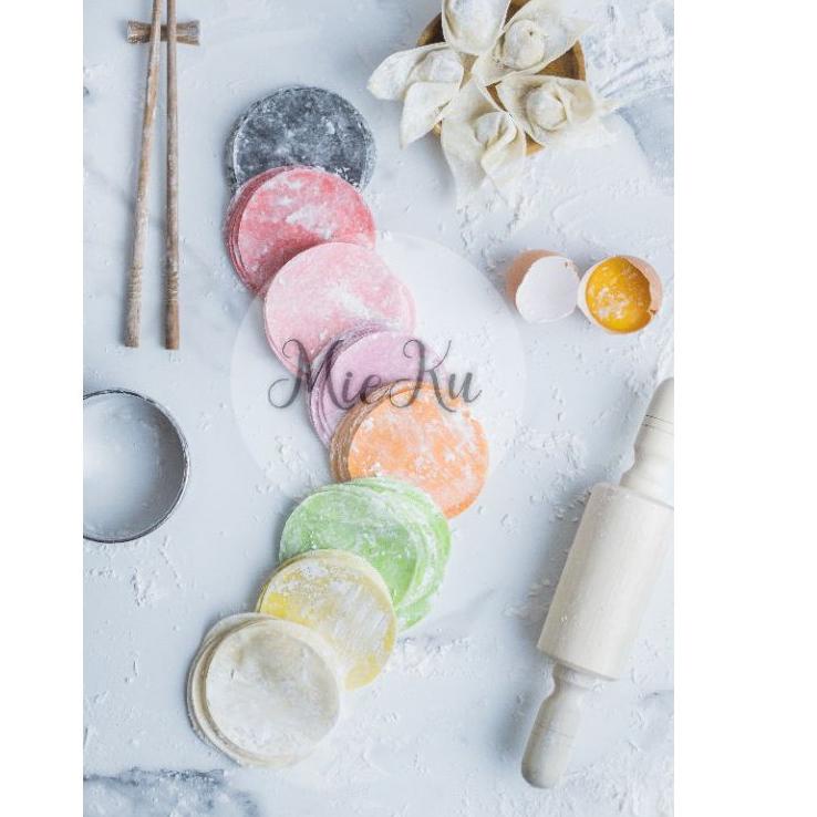 

Terjangkau Kulit Siomay / Dimsum / Gyoza Tipis (PER 1 KG)(BISA PILIH UKURAN) ✔