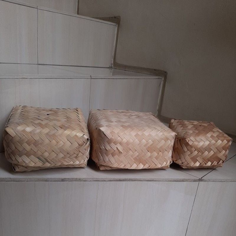 besek bambu 18x18 besek bambu 12x12