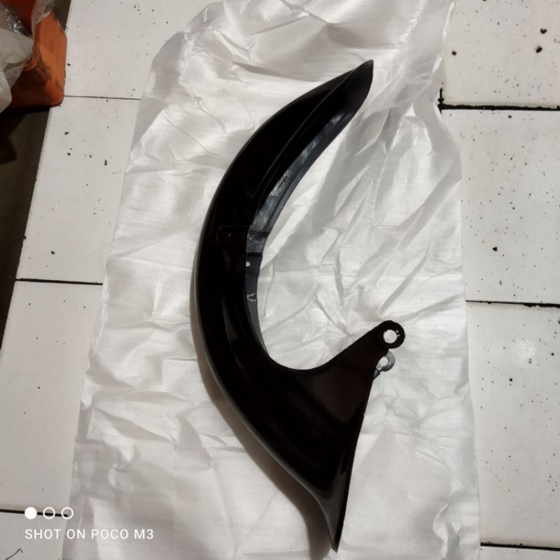 slebor spakbor depan C70 non original