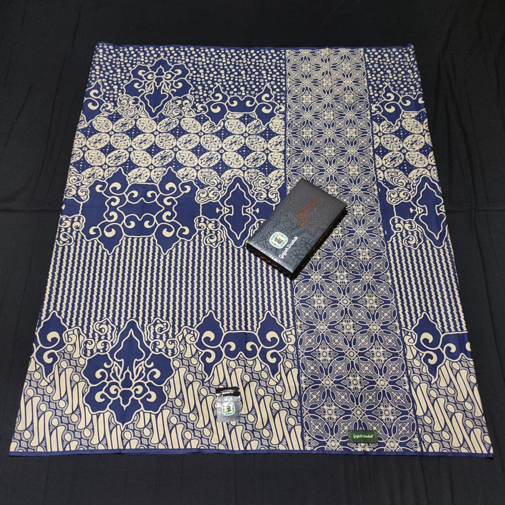 Sarung Gajah Duduk : Seri Warisan | Sarung Batik