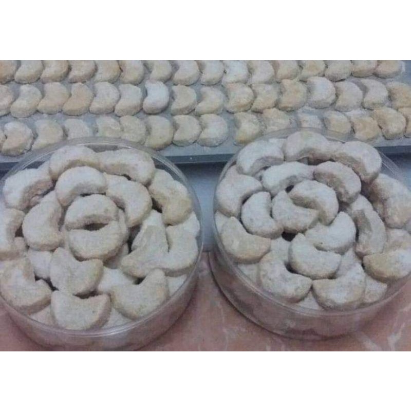 

KUE PUTRI SALJU/KUE KERING PUTRI SALJU ISI 250g/500g/PUTRI SALJU MILO/ NASTAR/ KASTANGEL/ THUMPRINT STROBERI/ KUE TAMBANG UNTIR-UNTIR MANIS/PIE BROWNIES/ KUE KERING MINI/KUE LEBARAN/KUE KERING/KUE KACANG COOKIES