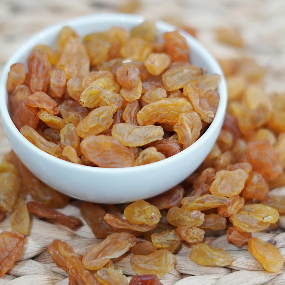 

⇍ 500 Gram Kismis Raisin Asam Manis | Kismis Golden Raisin Oleh Oleh Haji dan Umroh ¢