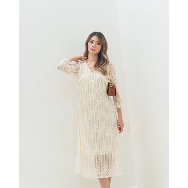 [ LittleBigCloth ] Pearly Dress // Midi dress Wanita Dress Lace Dress Brokenwhite Dress Pesta