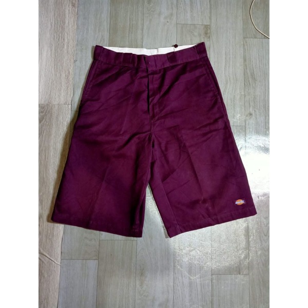 Short Pants DICKIES Cellpo Warna Khaki size 37 second brand like new