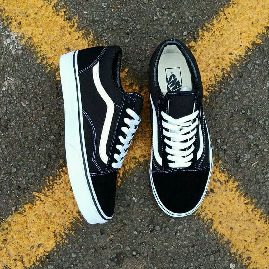 Sepatu Vans OLDSKOOL BLACK WHITE SIZE 36-43 Premium Quality Made in China