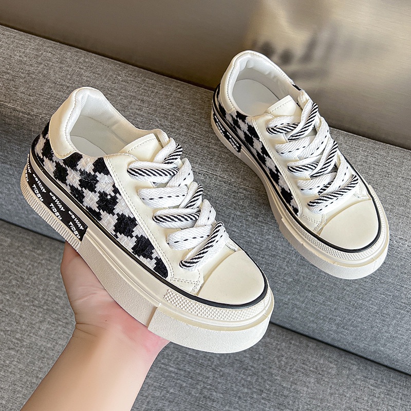 COD Sneakersdaily 172 Sepatu Sneakers Casual Motif Catur Wanita